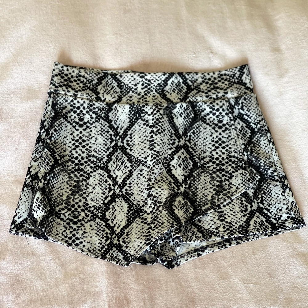 Cheryl Kids Creations snake skin skort